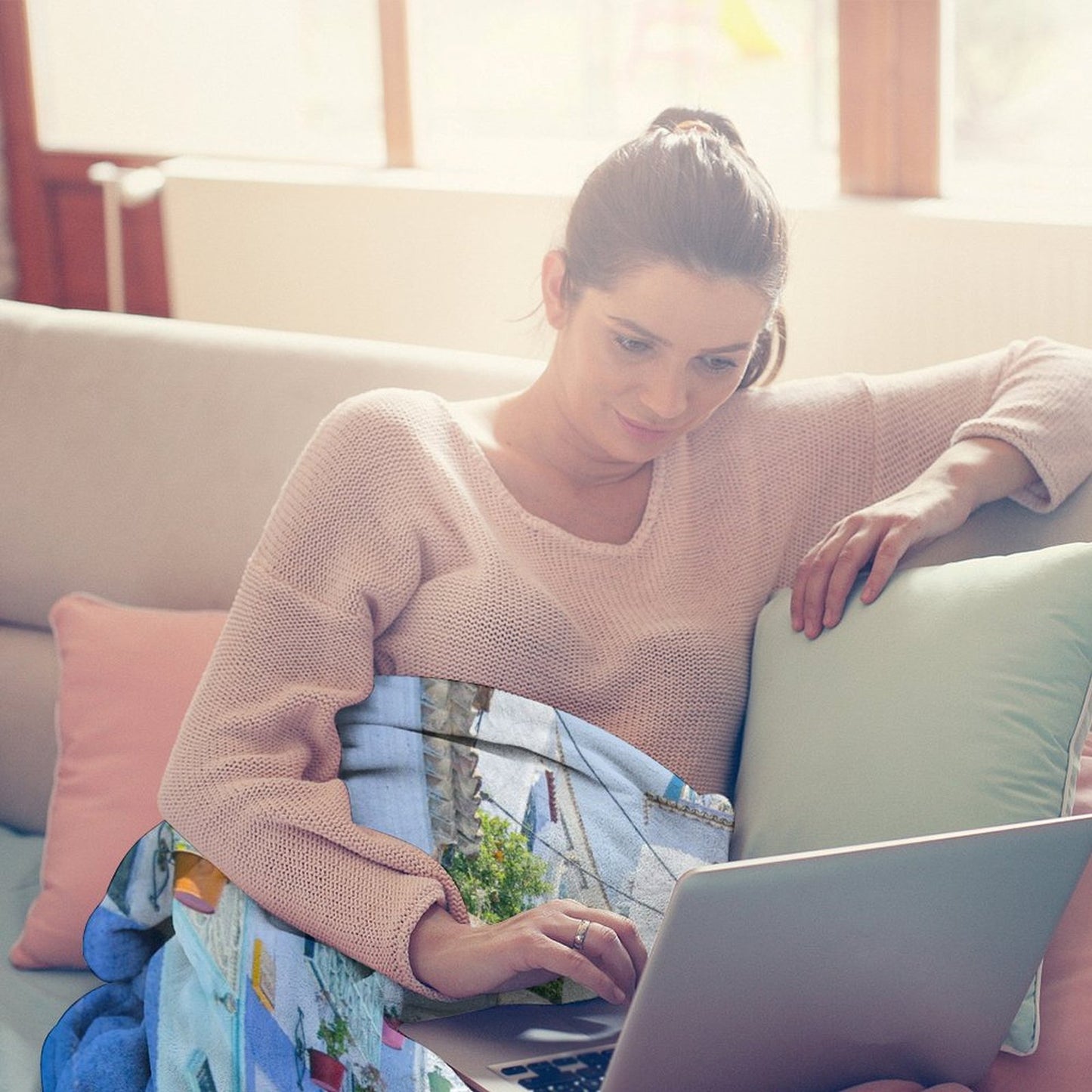 【円い聖域を描く】写真で作るオリジナルラウンドブランケット｜ピクニックにも