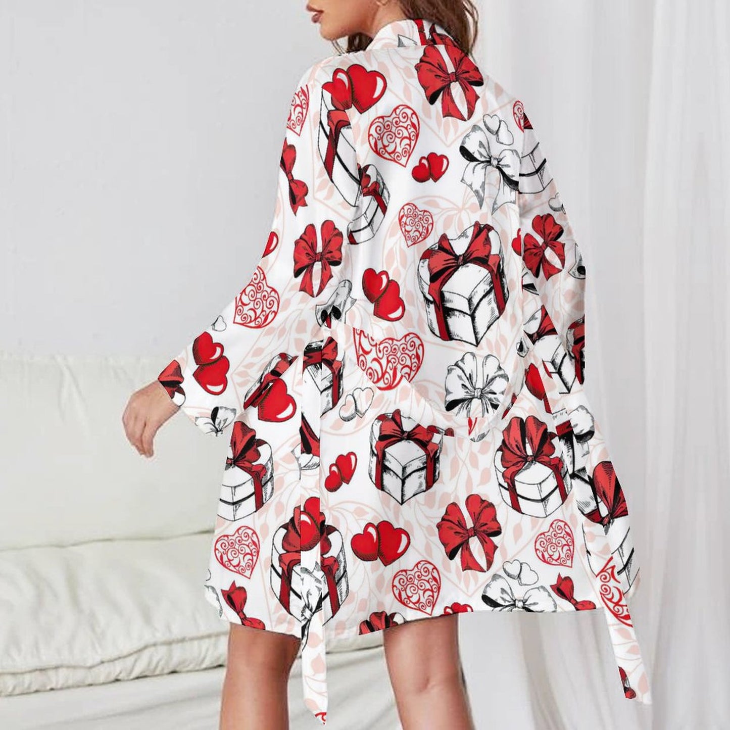 【ホテルライクな夜を】着るだけで、整う。肌触りの良いレディース・バスローブ｜ルームウェア