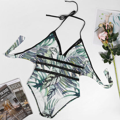 体型カバー＆美胸｜オリジナル・タイストラップ水着｜14%スパンデックスで叶う補正効果