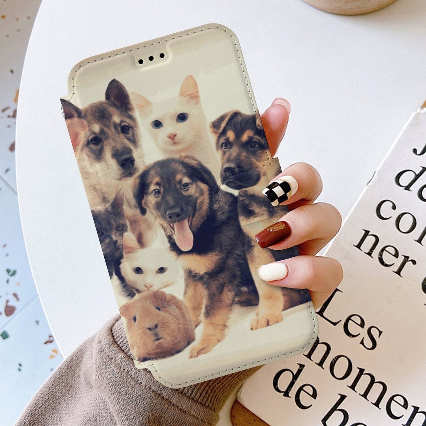 iPhone 17 名入れ レザーフリップケース（カードホルダー・ストラップ付き）